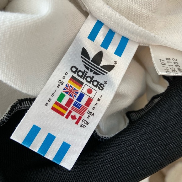 White and Black Zipped Vest Men - Picture 7 of 7